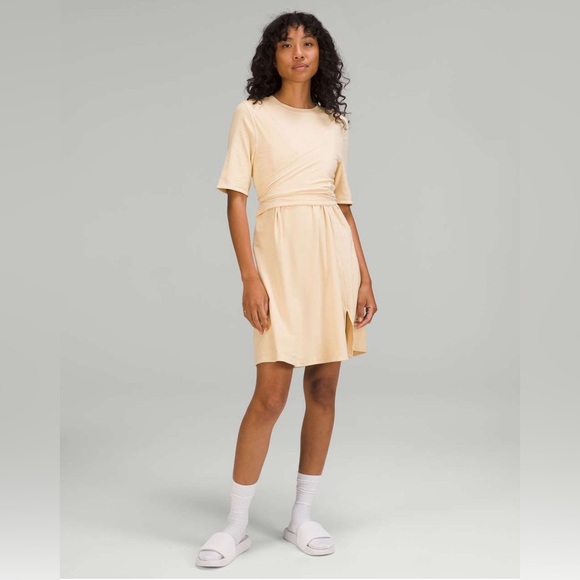 lululemon athletica Dresses & Skirts - EUC Lululemon Cotton Wrap-Front T-Shirt Dress in Prosecco Size 2